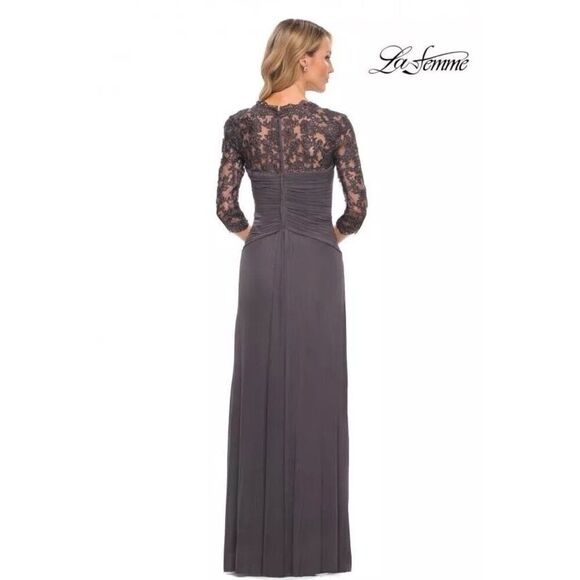 New LA FEMME Ruched Twist Column Gown In Gunmetal Size 16 Retail $438. 14 - Picture 2 of 16